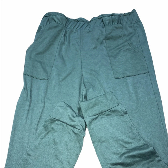 NYC size medium olive green cozy lounge joggers - Picture 3 of 4